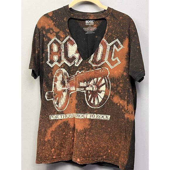 AC/DC‎ For Those About To Rock Concert T Shirt Medium Bleached Cut 2009 Rockware - Picture 1 of 6